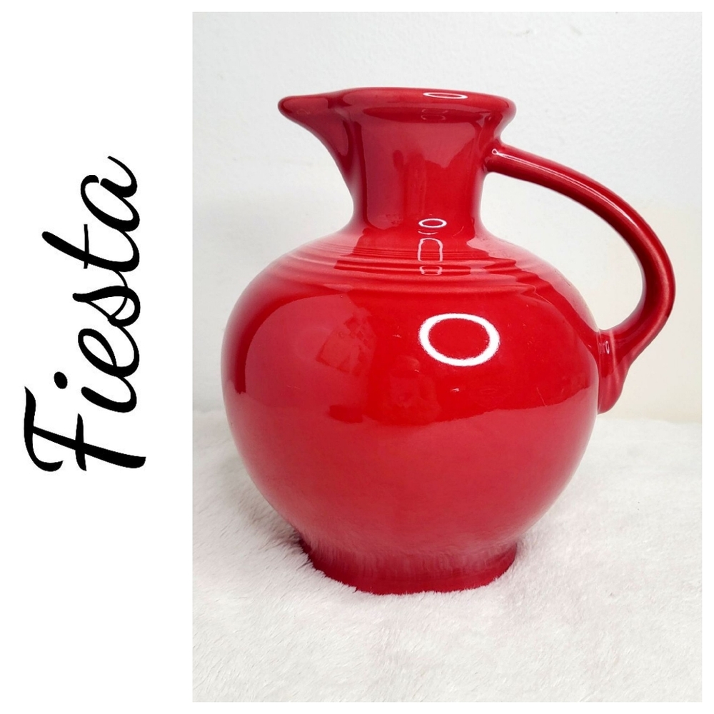 Fiesta Red Ball Pitcher